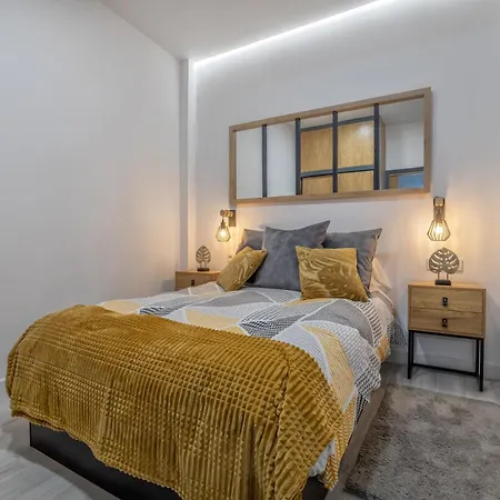 Garesc Lofts 公寓 *